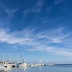 Apartamento Lovely Near The With A Sea View Poreč