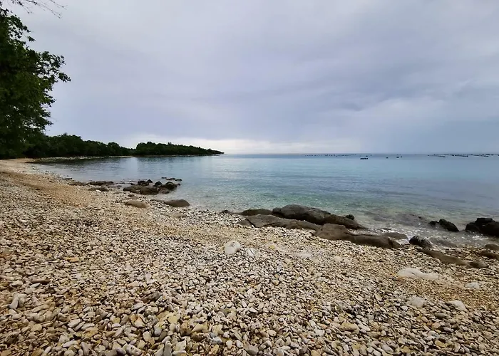 Lovely Near The With A Sea View Пореч