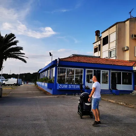 公寓 Lovely Near The With A Sea View 波雷奇