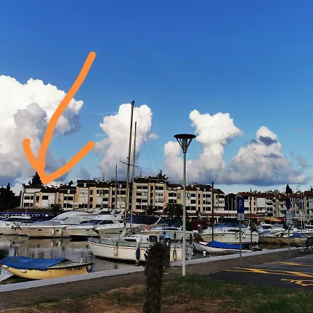 Lovely Near The With A Sea View Apartment