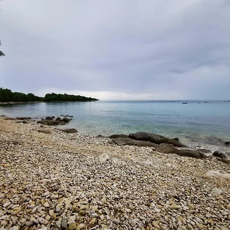 Lovely Near The With A Sea View Πόρετς