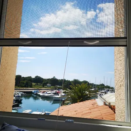 Lovely Near The With A Sea View Apartament *