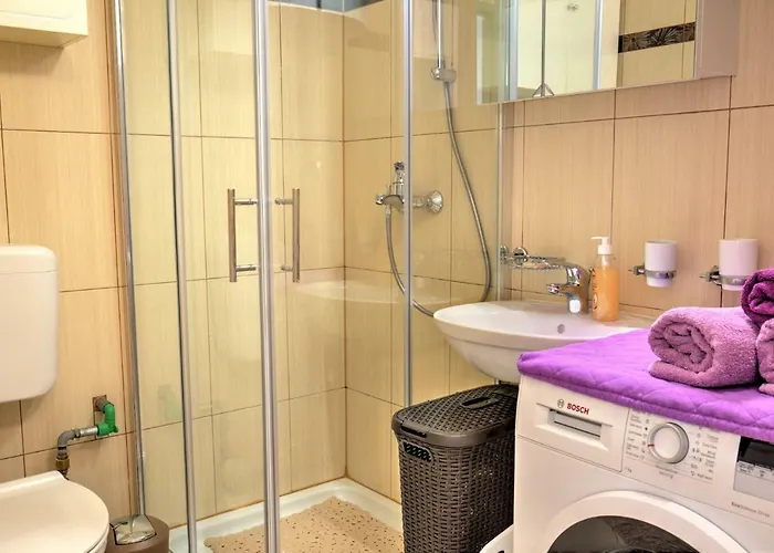 Apartmán Lovely Near The With A Sea View